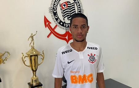 Madson tem contrato com o Corinthians até 2023